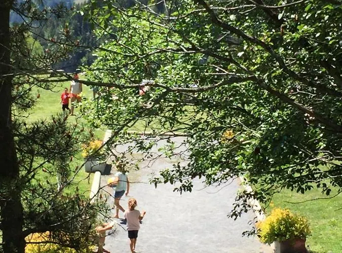 Eglantine With Stunning Views Of The Valais Peaks Apartment