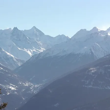 Eglantine With Stunning Views Of The Valais Peaks Apartment