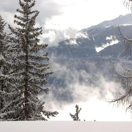 Eglantine With Stunning Views Of The Valais Peaks شقة
